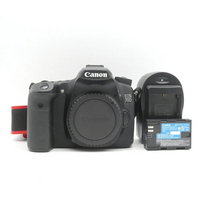Canon EOS 70D image
