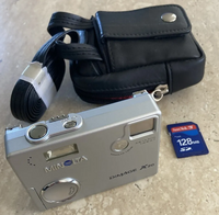 Minolta DiMAGE A200 image