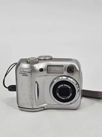 Nikon Coolpix 3100 image