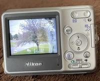 Nikon L4 image