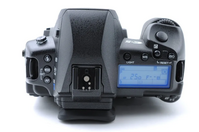 Olympus E-5 image