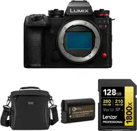 Panasonic LUMIX S1RII image
