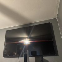 Samsung Au8000 image
