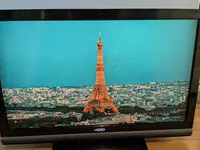VIZIO E370va image