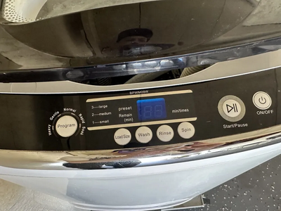 BLACK+DECKER BPWM09W Image