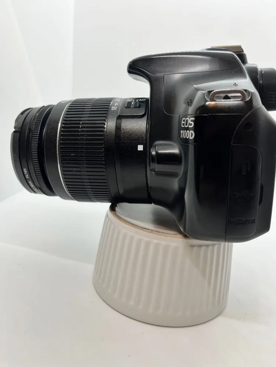 Canon EOS 1100d Image