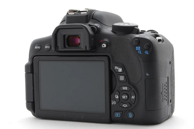 Canon Kiss X8i Image