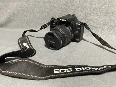 Canon Digital Rebel XTi Image