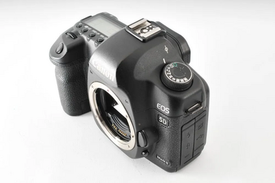 Canon EOS Kiss M2 Image