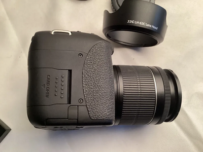 Canon T5I Image