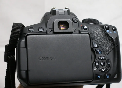 Canon T5I Image