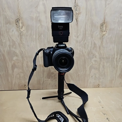 Canon Rebel XTI Image
