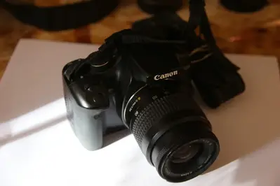 Canon Rebel XTI Image