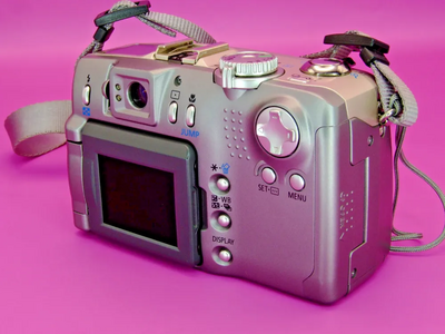 Canon G2 Image