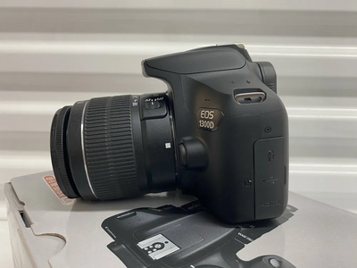 Canon 1300D Image