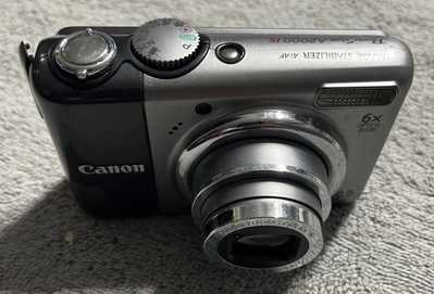 Canon A2000 IS Image