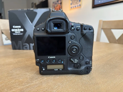 Canon EOS 1DX Mark II Image