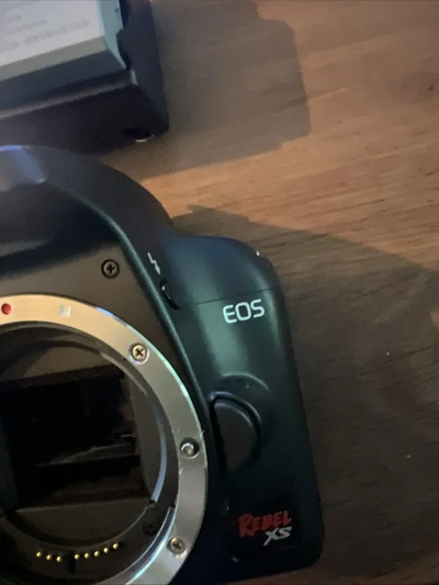 Canon Eos rebel xs Image