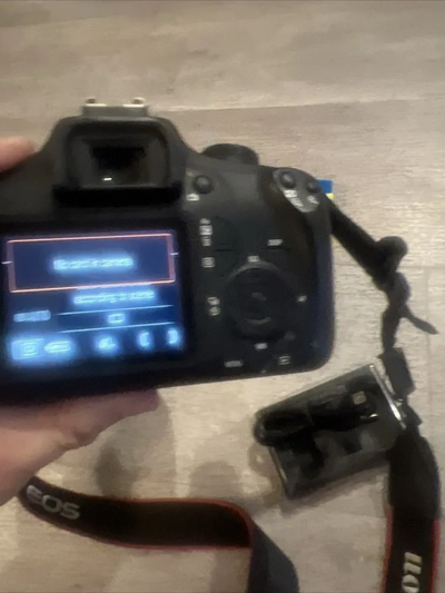 Canon 3000D / Rebel T100 Image