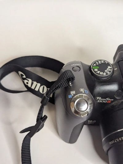 Canon SX10 IS Image