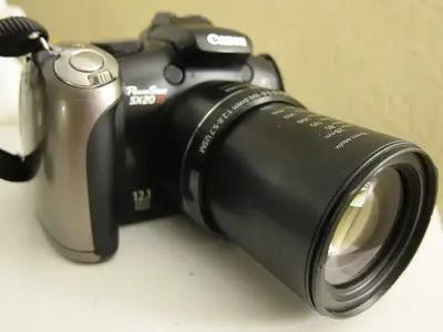 Canon PowerShot SX20IS Image
