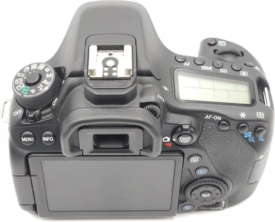 Canon EOS M50 Image