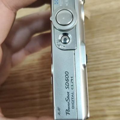 Canon Ixus 60 Image