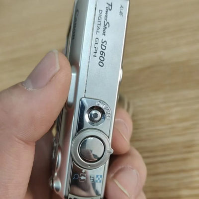 Canon Ixus 60 Image
