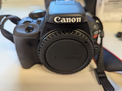 Canon SL1 Image