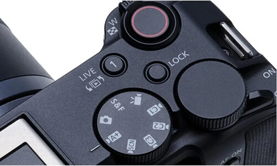 Canon R50 V Image