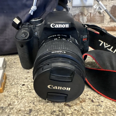 Canon PowerShot ELPH 180 Image