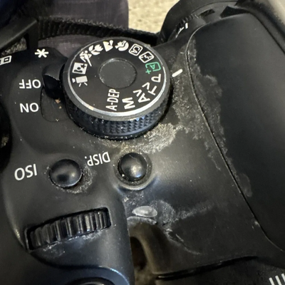 Canon PowerShot ELPH 180 Image
