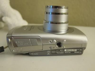 Canon PowerShot SD850 IS Image
