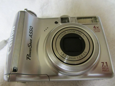 Canon PowerShot A550 Image