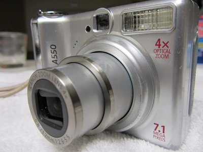 Canon PowerShot A550 Image