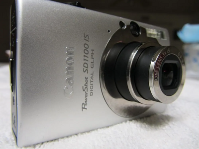 Canon PowerShot SD1100IS Image