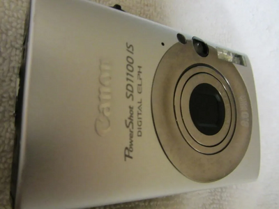 Canon PowerShot SD1100IS Image