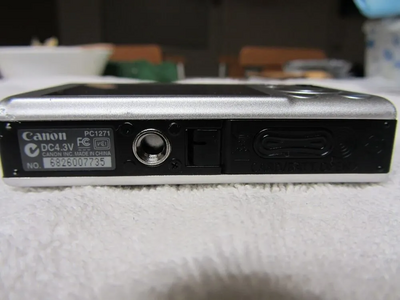 Canon PowerShot SD1100IS Image