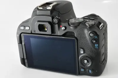 Canon Eos rebel sl2 Image