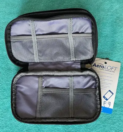 Canon Tech Organizer + Tool + Towel Image