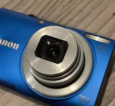 Canon A4000 IS Image