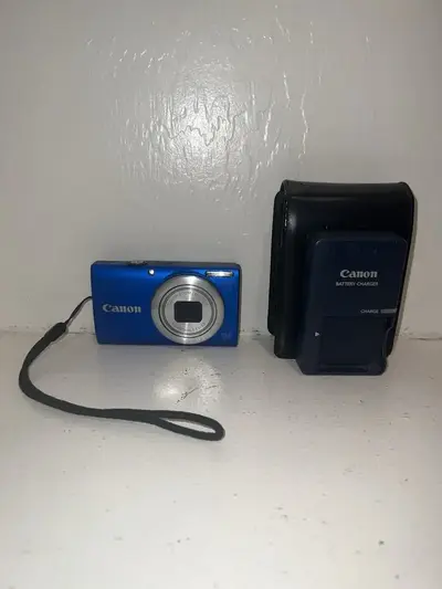 Canon A4000 IS Image