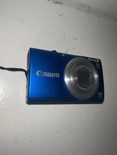 Canon A4000 IS Image