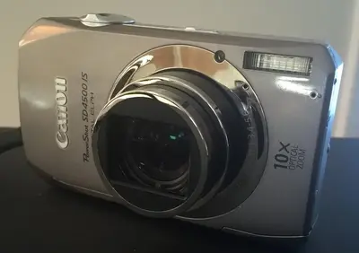 Canon PowerShot SD4500IS Image