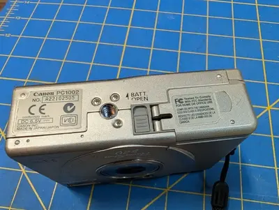 Canon Powershot s20 Image