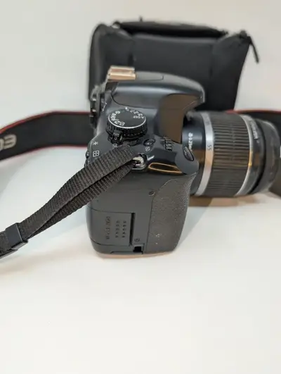 Canon Eos rebel xsi dslr Image