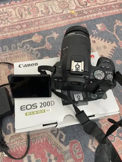 Canon Eos 200d Image