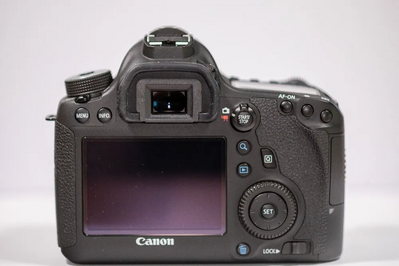 Canon EOS 6D Image