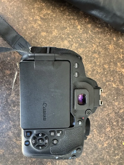 Canon EOS 800D (EOS Rebel T7i / Kiss X9i) Image