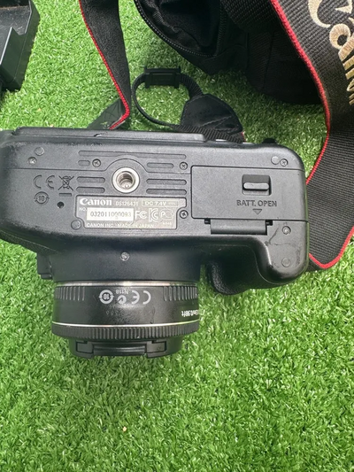 Canon T5I Image